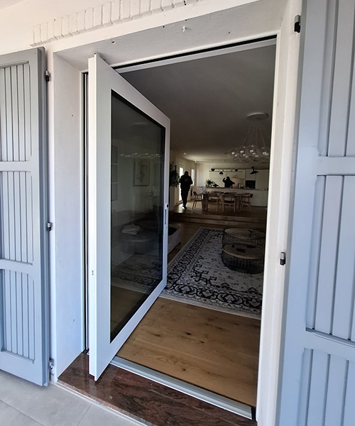 porta-blindata-con-finitura-bianca